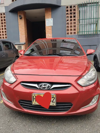 Hyundai Accent 1.6l 5 P