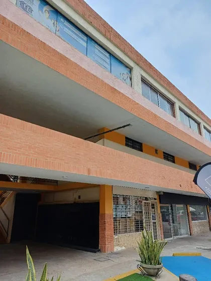 Angelica Acosta Vende De Oportunidad Magnifica Oficina En Centro Comercial Las Chimeneas