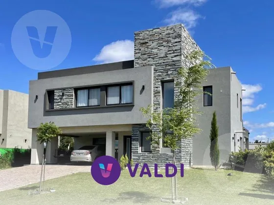 Casa En Venta - Barrio Santa Inés, Canning