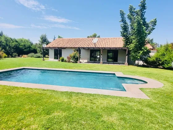 Se Arrienda Casa En Parcela 3d, 3b Y Piscina