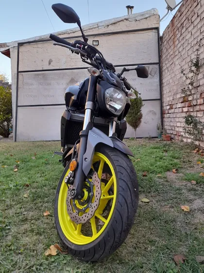 Yamaha Mt 07 (2017)