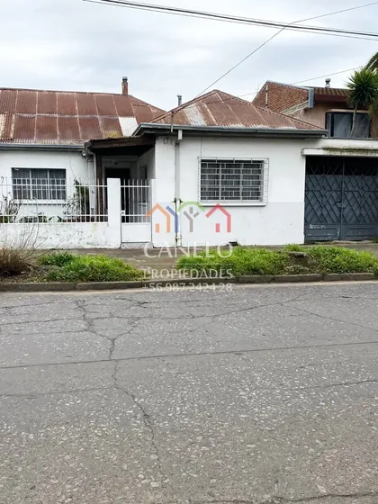 Casa En Venta En Chillán Con Cochera