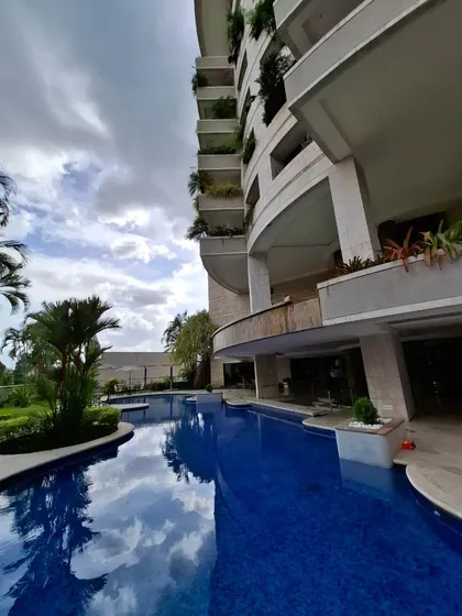 Apartamento En  Alquiler  Residencias Atlantis Urb Terrazas Del Country  Lh