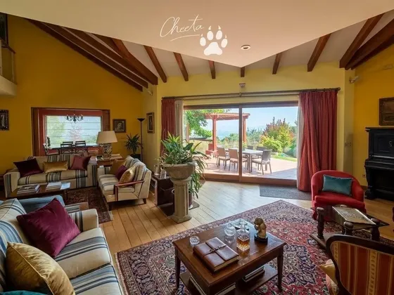Casa En Arriendo De 7 Dorm. En Peñalolén