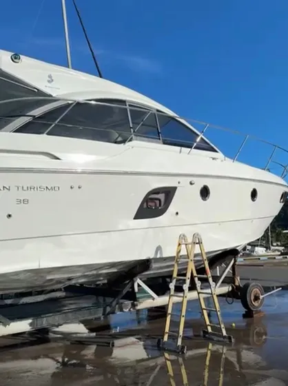 Beneteau Gt  (41 Pés) - Ñ Sessa Schaefer Azimut Intermarine