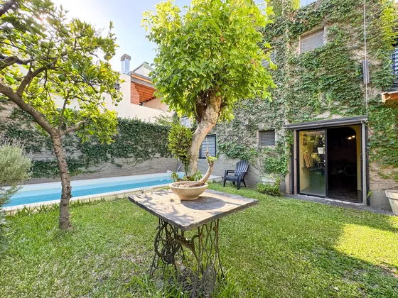 Venta - Casa - 5 Ambientes - Barracas - Jardin - Piscina