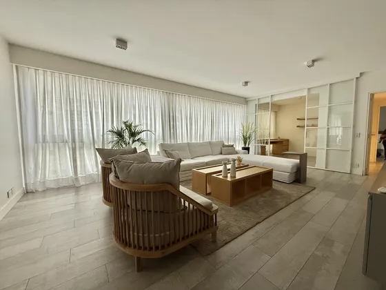 Increible 3 Ambientes Con 2 Cocheras En Pleno Recoleta