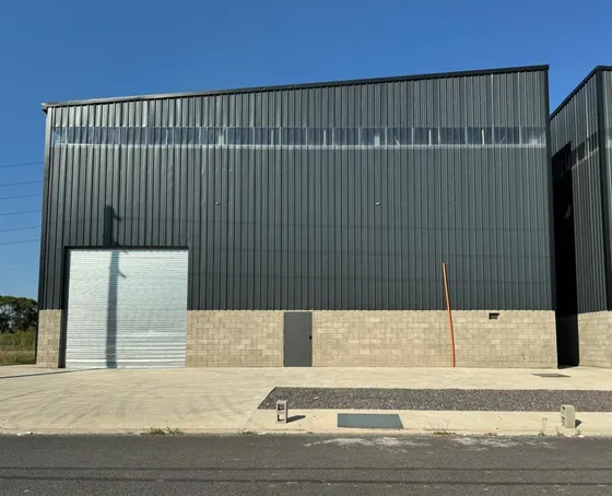 920 M2 A Estrenar En Parque Industrial