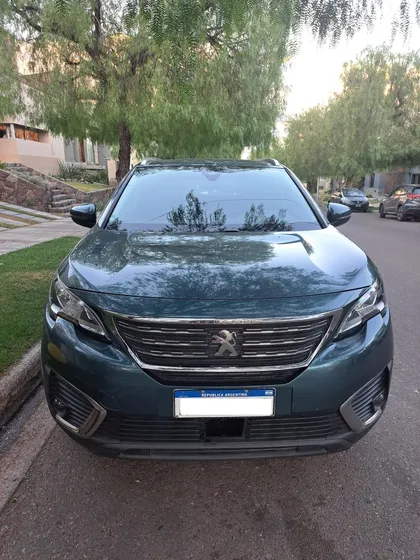 Peugeot 5008 1.6 Allure Tiptronic L/17