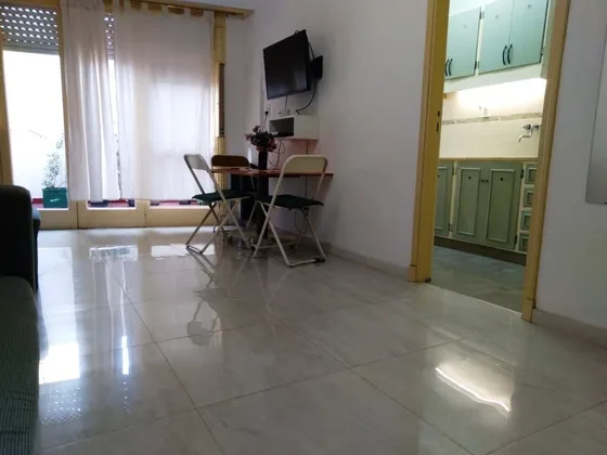 Departamento Un Ambiente En Venta - Zona Punta Iglesia - Reciclado C/patio A Metros Del Mar, Mar Del Plata.