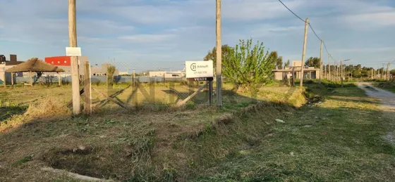 Lote En Venta En Esquina - Barrio  Terranova  - Arana (posible Financiación)