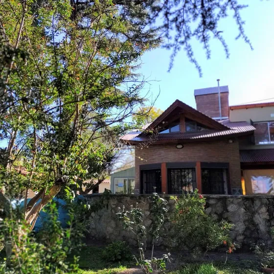 Casa En Venta - 3 Dormitorios 2 Baños - 750mts2 - Villa Del Dique, Córdoba