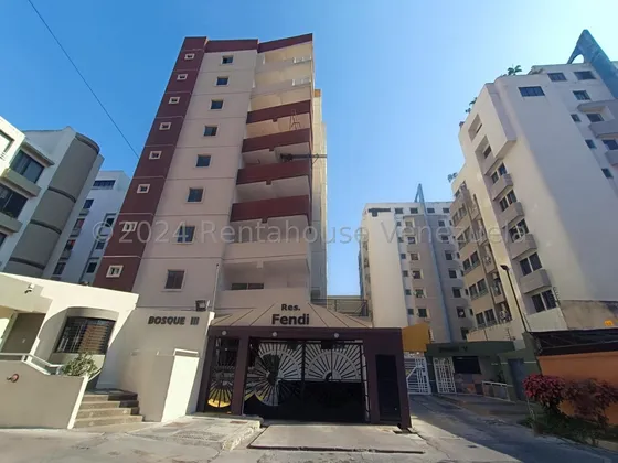 Penthouse En El Bosque La Soledad, Uno De Los Lugares Más Exclusivos De Maracay 24-18464 Irrr