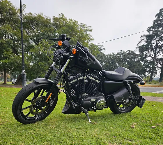 Harley-davidson Sportster Iron 883