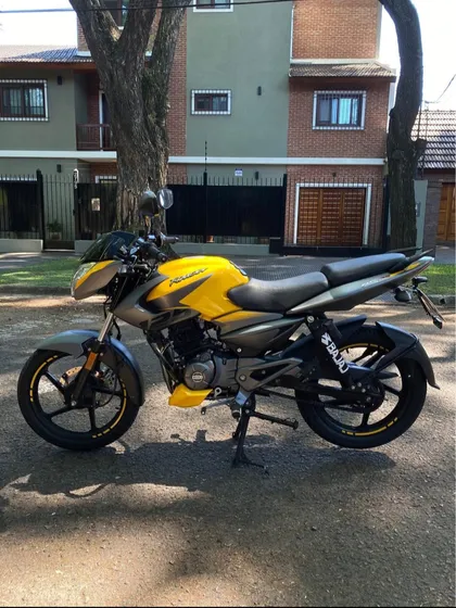 Vendo Rouser Ns 125 Modelo 2023