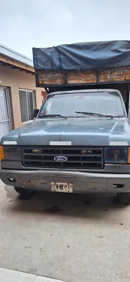 Ford F-100 4.9 I Xlt