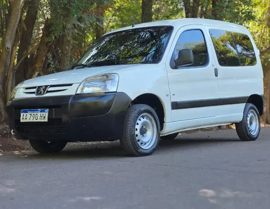Peugeot Partner 1.6 HDi Van Comfort 5-seater