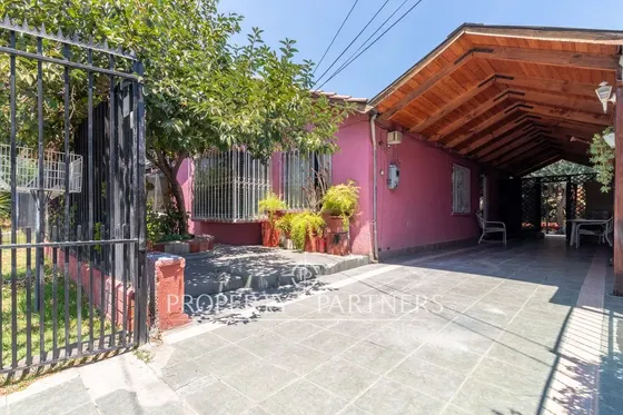Se Vende Linda Y Centrica Casa En Calle Santa Inés...
