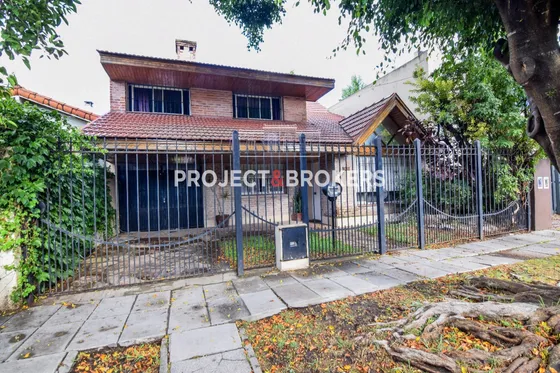 Hermosa Casa En Venta En Castelar Norte