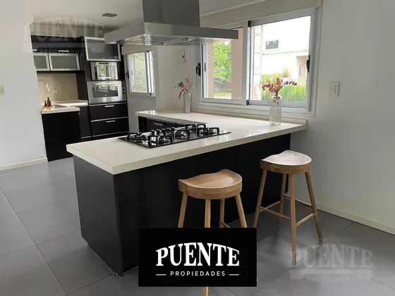 Casa En Campos De Echeverria Venta Con Renta