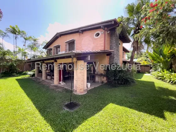 Ld Casa En Venta Urb. La Lagunita Country Club , Caracas Yf 25-24409