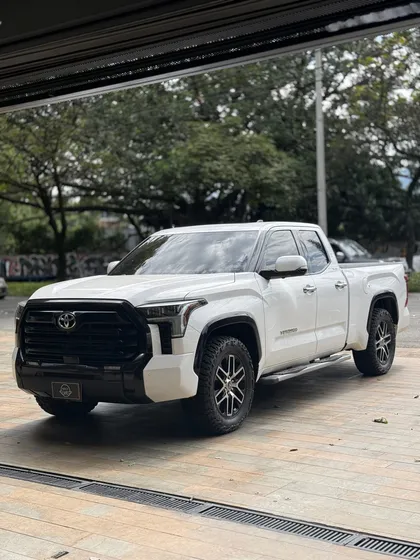 Toyota Tundra Awd