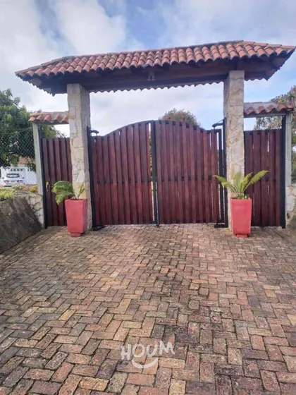 Casa En Vereda Yerbabuena. 5 Habitaciones, 700 M², Id: 144979