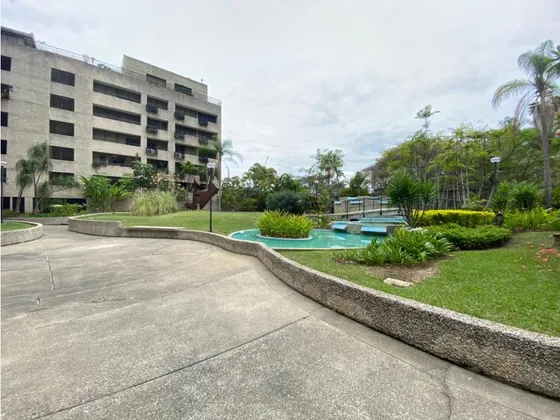 Se Vende  Apto 250m² 3h+1s/3b+1s/3p  Sebucan