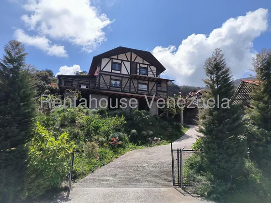 Casa En Venta En La Colonia Tovar Aragua 25-14581 Irrr