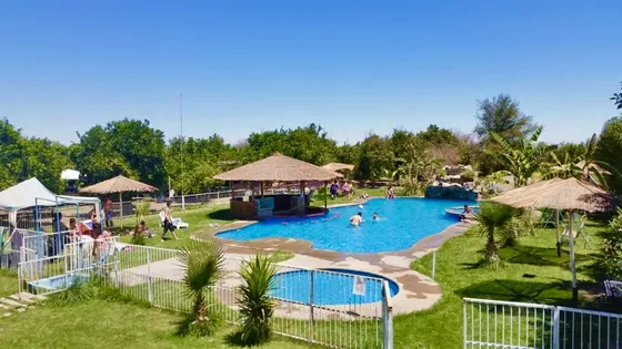 Se Vende Complejo Turístico En Pica, 11 Cabañas, 25.000 Mts2