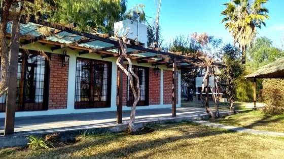Alquiler Temporal Casa Quinta Piscina Mendoza. No Eventos!!!