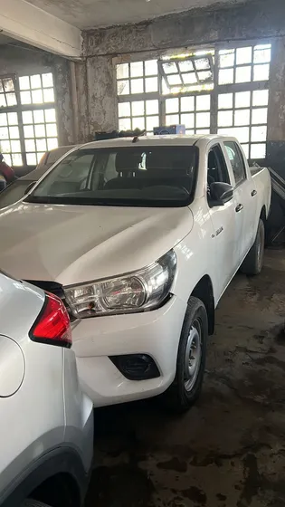 Hilux Std D/c 2018 Inundada Doc Al Dia, Arranca Con Aerosol