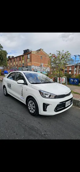 Kia Soluto 1.4 Emotion Mt