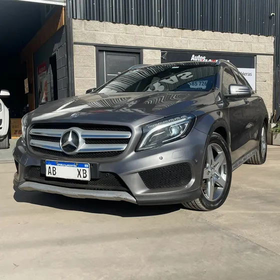 Mercedes-benz Clase Gla 1.6 Gla250 Amg-line 211cv