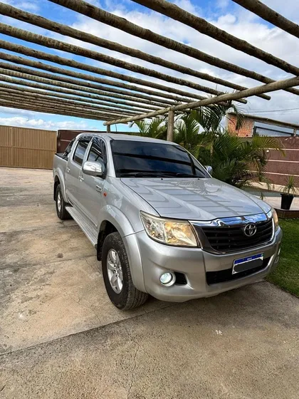 Toyota Hilux 2.7 Sr Cab. Dupla 4x2 Flex Aut. 4p