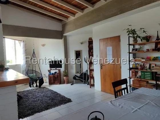  *al/  Apartamento  En Venta Av. Intercomunal Cabudare  Lara, Venezuela/ajlòpez/ #   Còd. #  25-9937 / 2 D/  2 B/  73 M² 