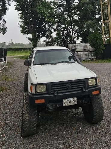 Toyota Hilux 2.8 D/cab 4x4 D Dlx
