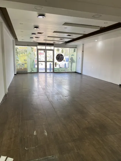 Excelente Local En Ciudad Empresarial Huechuraba