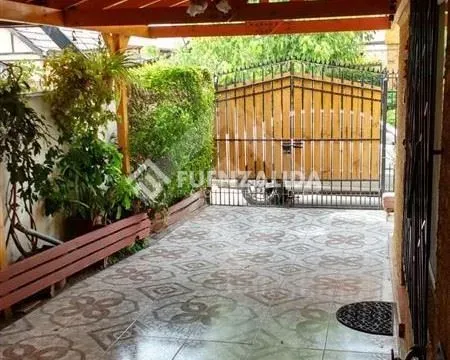 Venta De Casa Maipu 2 Dormitorios Estacionamiento.