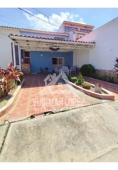 Ofrecemos En Venta Acogedora Casa En Urb. Valle Paraíso, San Pablo, Turmero.