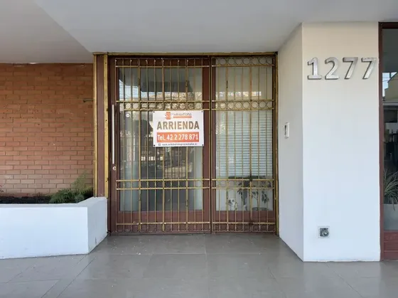 Oficina O Local Comercial En San Martin Esquina Paicavi