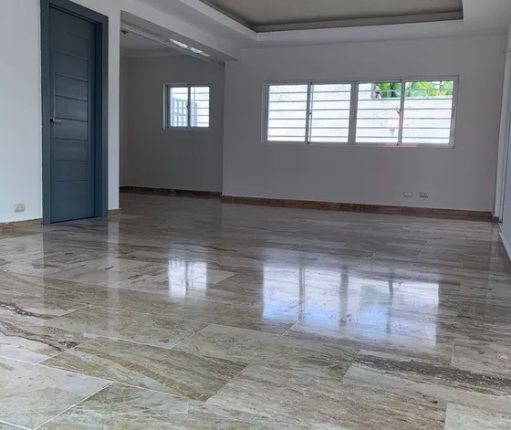 Esta Es Tu Oportunidad De Vivir En Una Hermosa Casa En Arroyo Hondo