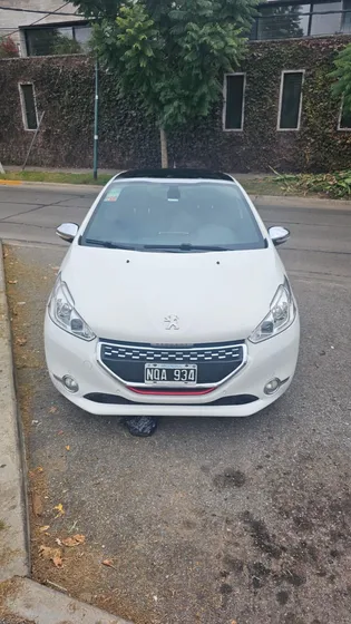 Peugeot 208 1.6 Gti