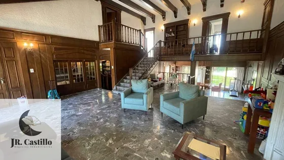 Casa 5 Ambientes Venta Villa Sarmiento