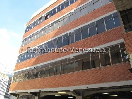 Galpón - Deposito En Alquiler Boleita Norte #25-24746