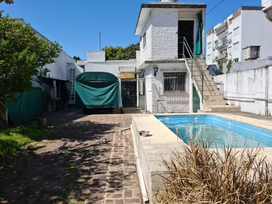 Casa De 3 Dormitorios En  Venta En San Fernando