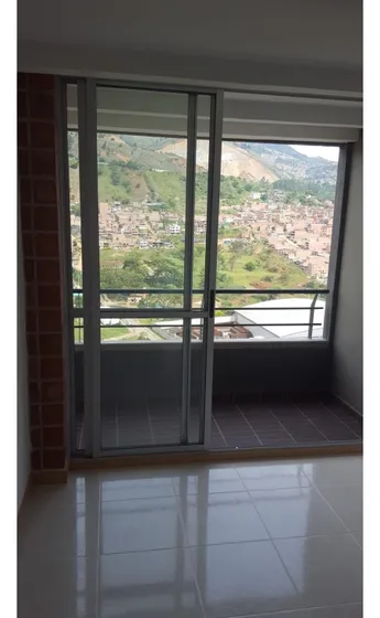 Venta. Apartamento. Bello. Madera. P. 26 C. 5020544