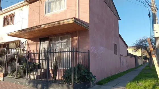 Casa En Venta De 2 Dorm. En Quillota
