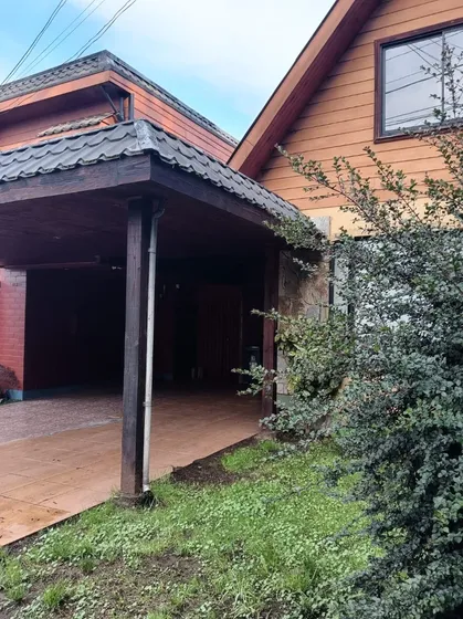 Casa Ampliada Y Regularizada En Villa Recabarren