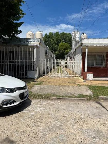 Departamento Tipo Casa En Venta En Haedo Centro Sur